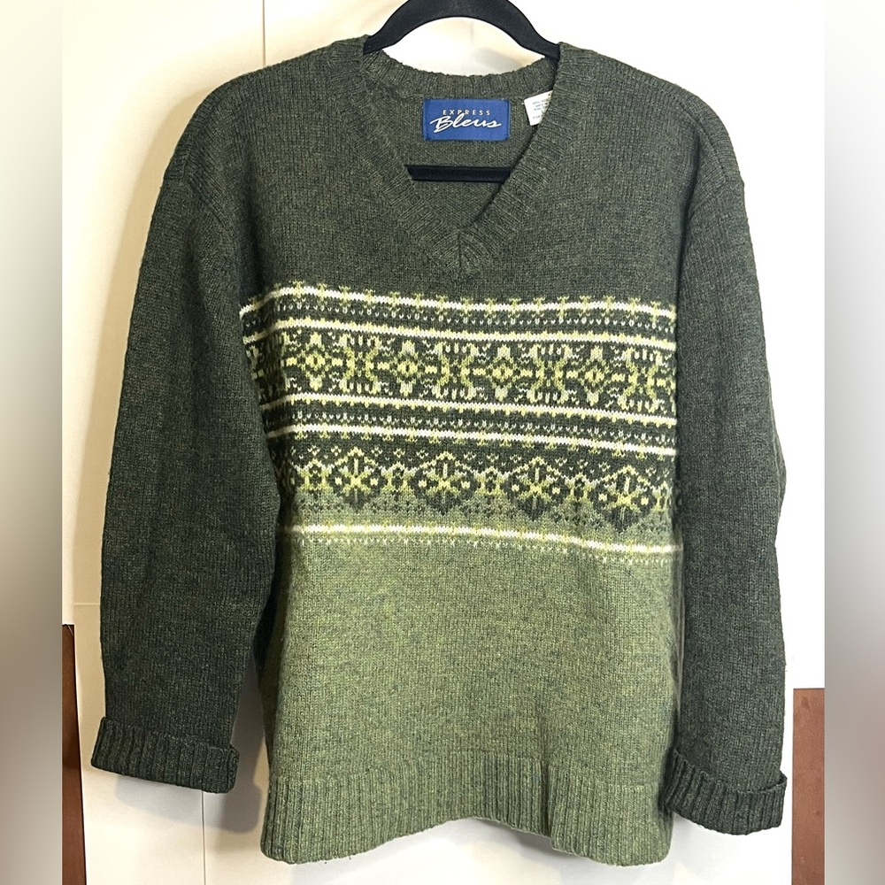 Express Bleus Men's (VTG L) Green Fair Aisle Pattern Wool V-Neck Sweater 90s